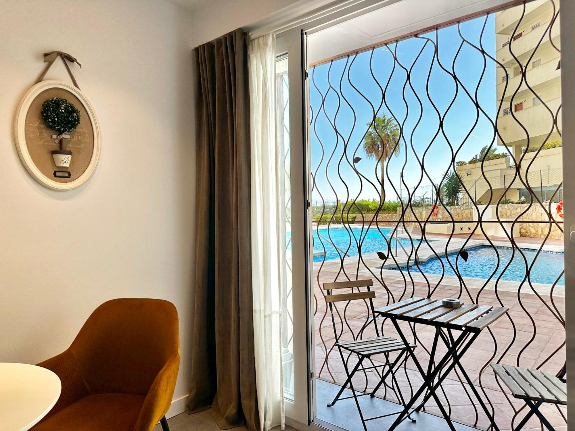 Loft 18 Beachfront Marbella Center ภายนอก รูปภาพ