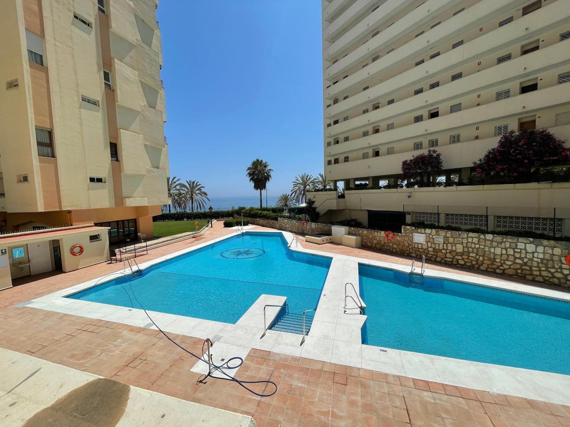 Loft 18 Beachfront Marbella Center ภายนอก รูปภาพ